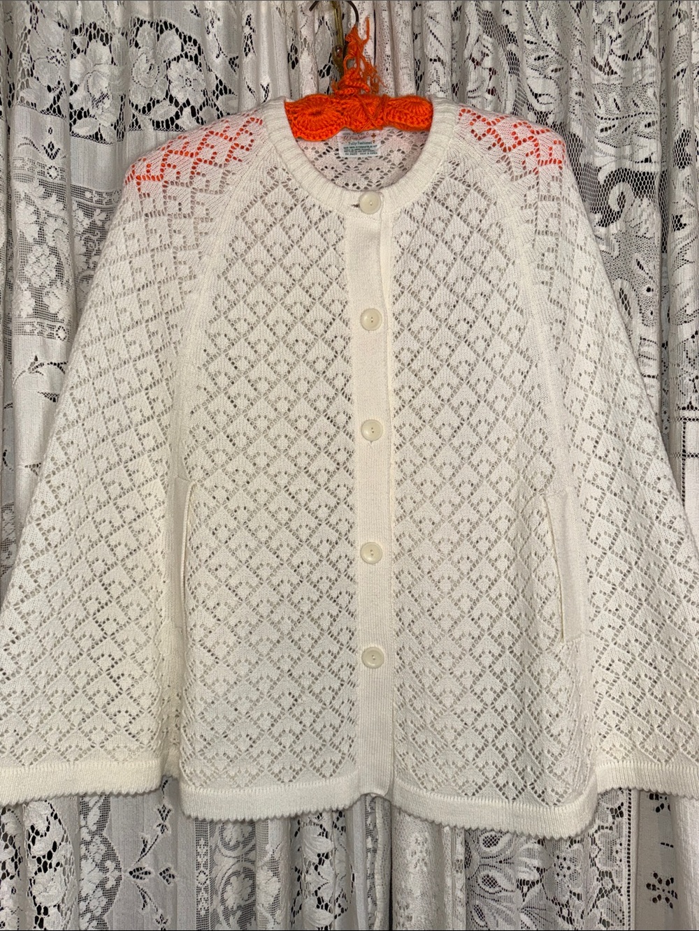Vintage white poncho 1970’s Helen Sue